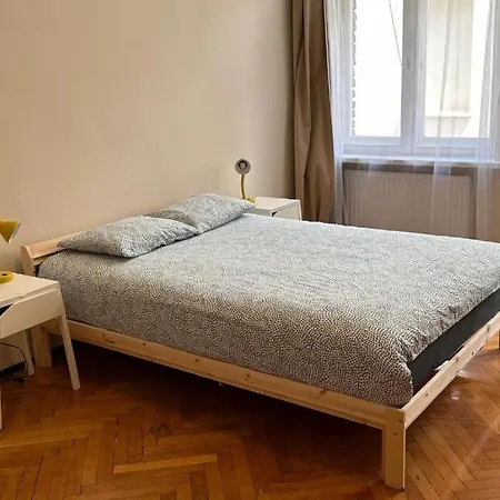 Apolla 34 * Poznan