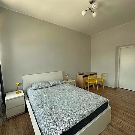 Apolla 34 * Poznan