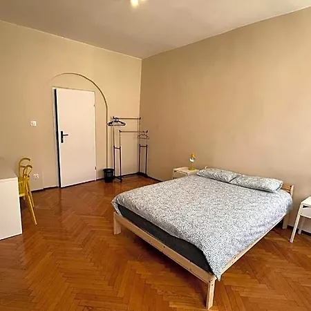 Apolla 34 Aparthotel *